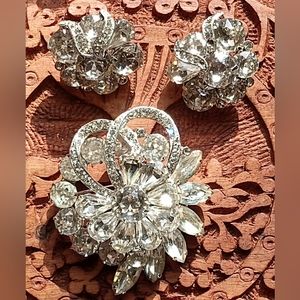 Eisenberg Mid-Century VTG Austrian Crystal Rhinestones Brooch + Earrings Set